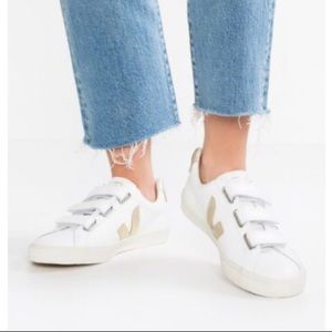 **SOLD** Veja Sneakers